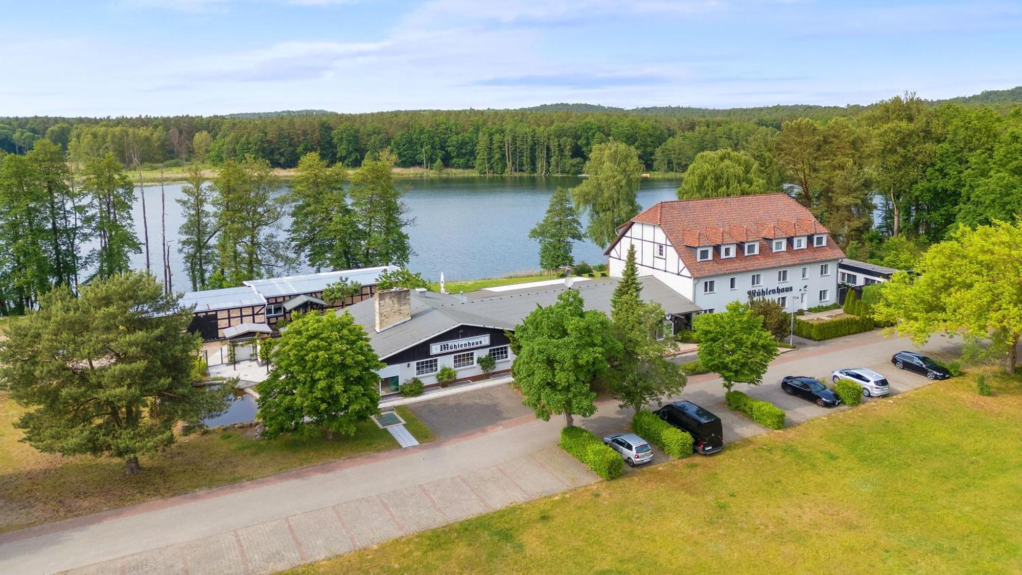 Seehotel Mühlenhaus Chorin Exterior foto